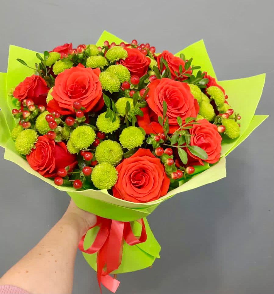 Букет цветов из: Хризантемы и Розы в Поворино