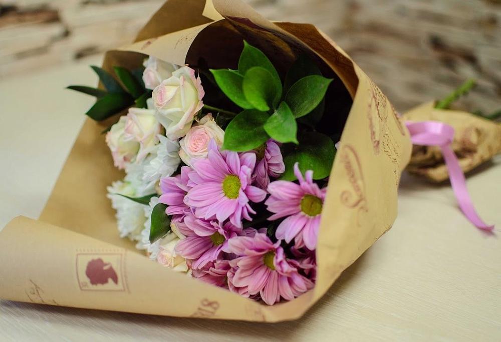 Букет цветов из: Розы и Хризантемы в Поворино