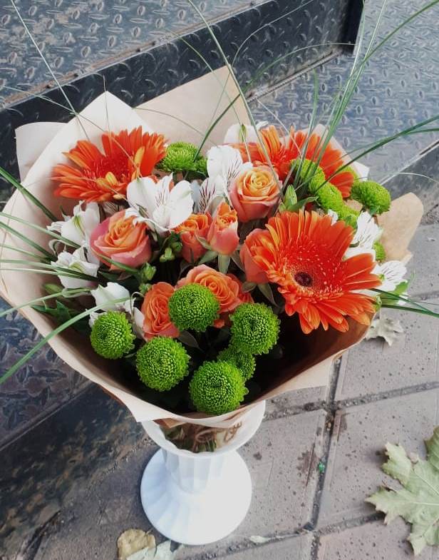 Букет цветов из: Герберы, Хризантемы, Альстромерии и Розы в Поворино