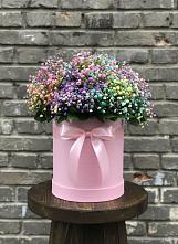 Цветочная композиция из Гипсофила и Розы в шляпной коробке в Поворино