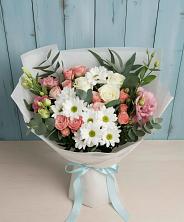 Букет цветов из:  Розы, Лизиантусы и Хризантемы в Поворино