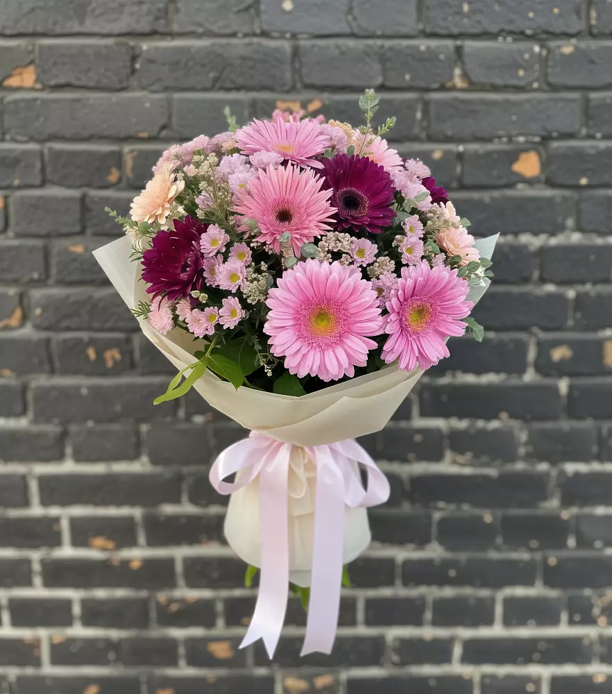 Букет цветов из: Герберы и Хризантемы в Поворино