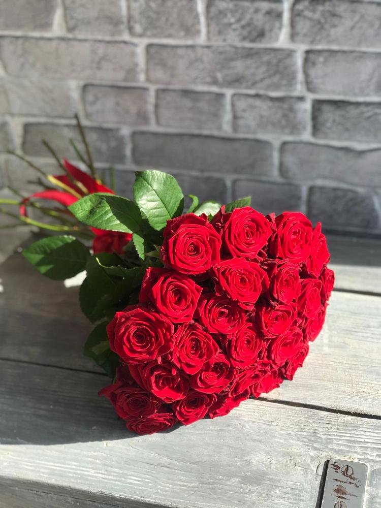 Букет Красные розы Фридом в Поворино