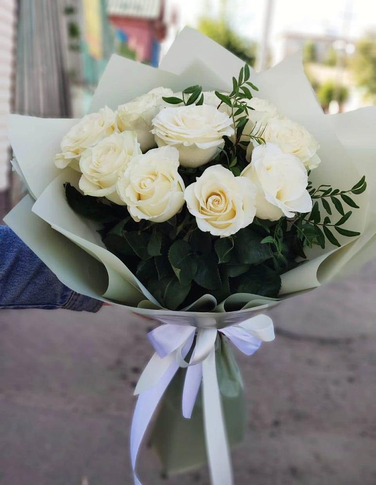 Букет Белые розы Проуд в Поворино