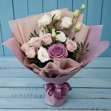 Букет цветов из:  Розы и Лизиантусы в Поворино