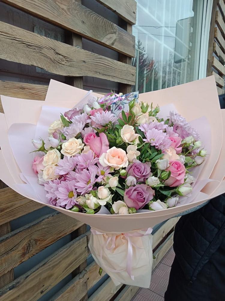 Букет цветов из: Розы и Хризантемы в Поворино