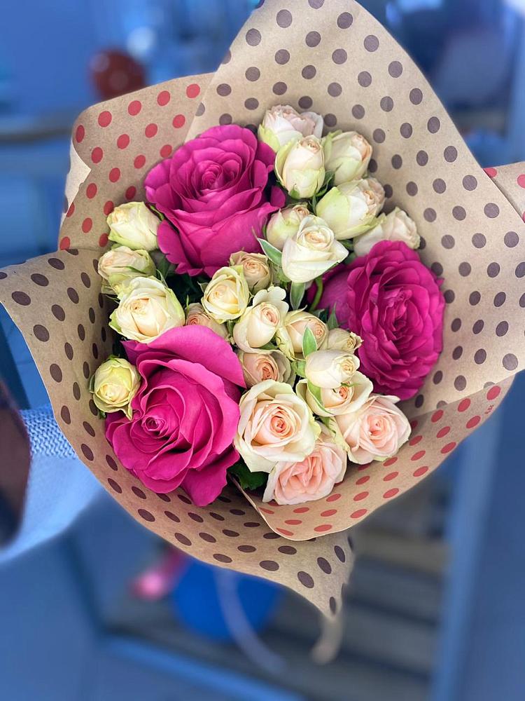 Букет цветов из: Розы в Поворино