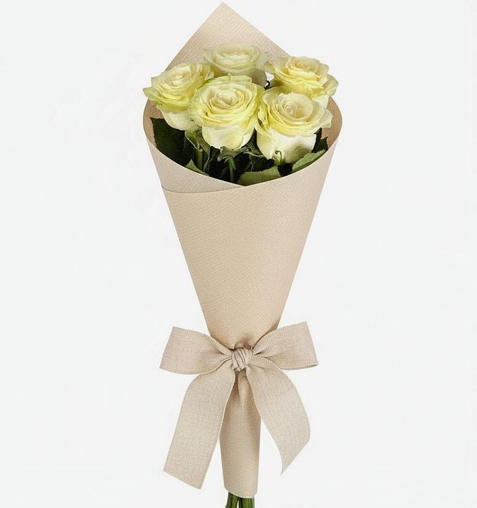 Букет цветов из: Розы в Поворино