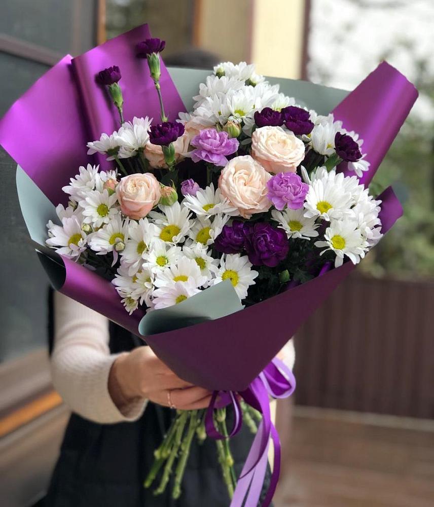 Букет цветов из: Хризантемы, Гвоздики и Розы в Поворино