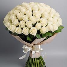 Букет 101 беля роза Белоснежка в Поворино