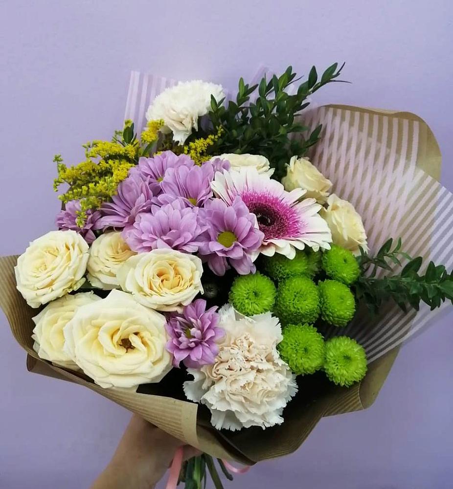 Букет цветов из: Хризантемы, Розы, Гвоздики и Герберы в Поворино