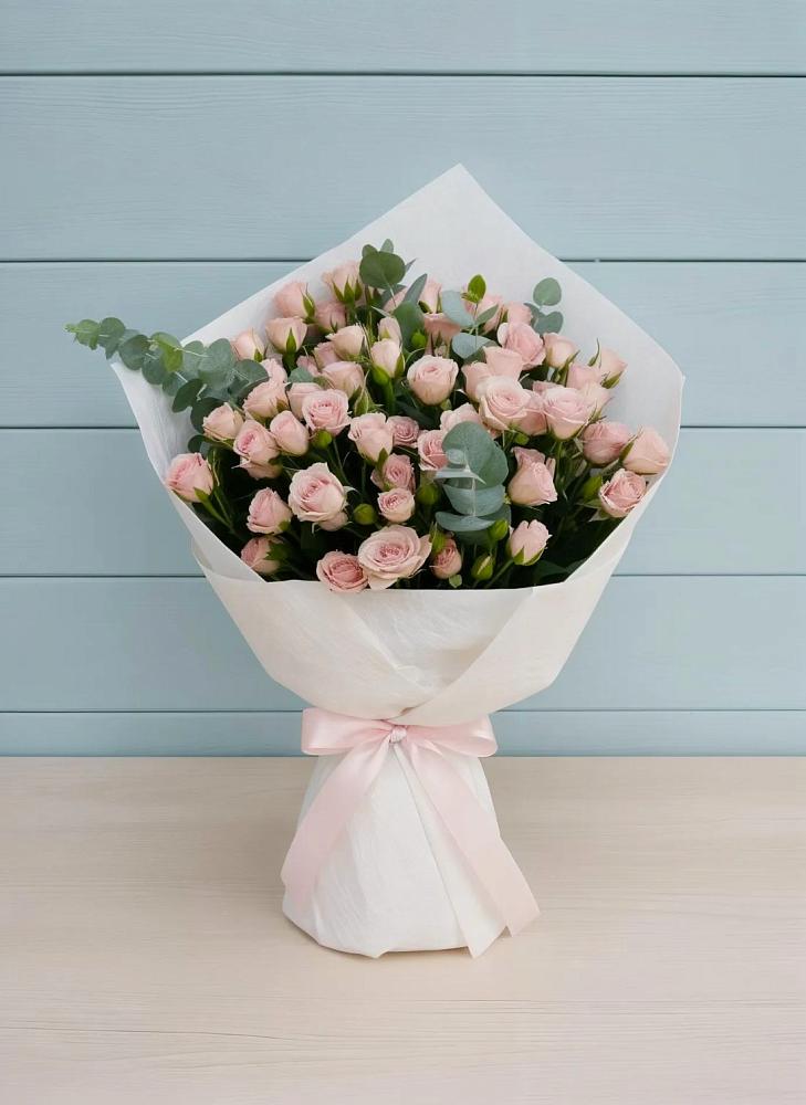 Букет цветов из: Розы в Поворино