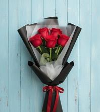 Букет цветов из:  Розы в Поворино