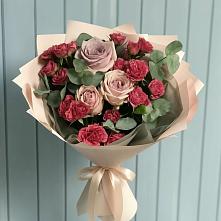 Букет цветов из:  Гвоздики и Розы в Поворино