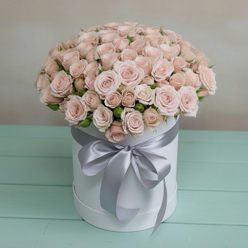 Цветочная композиция из Розы в шляпной коробке в Поворино